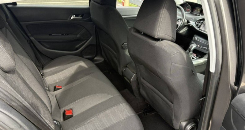 Peugeot 308 II 1.6 BlueHDi 120ch Allure Business EAT6 2017 - photo n°7 Peugeot 308 II 1.6 BlueHDi 120ch Allure Business EAT6  occasion à Firminy - photo n°7