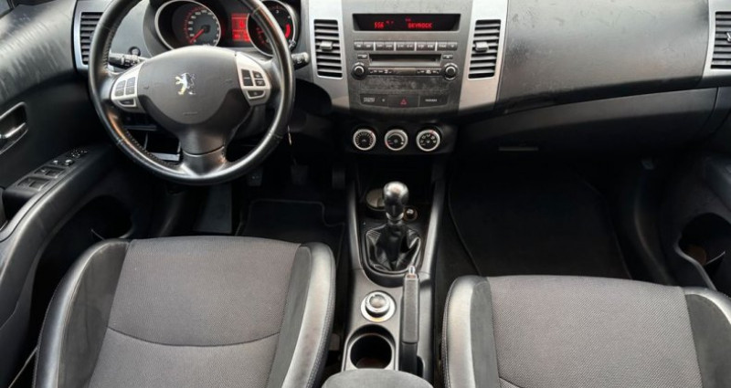 Peugeot 4007 2.2 HDI 156 Fap Confort Pack 2008 - photo n°4 Peugeot 4007 2.2 HDI 156 Fap Confort Pack  occasion à LE ROVE - photo n°4