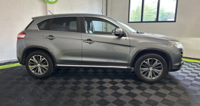 Peugeot 4008 1.6 HDi 115 cv Style 4WD 4x4 / Kit Distribution Neuf 2016 - photo n°6 Peugeot 4008 1.6 HDi 115 cv Style 4WD 4x4 / Kit Distribution Neuf  occasion à SARRIANS - photo n°6