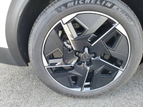 Peugeot 408 408 PureTech 130 ch S&S EAT8 GT 5p  occasion  Lescure-d'Albigeois - photo n19