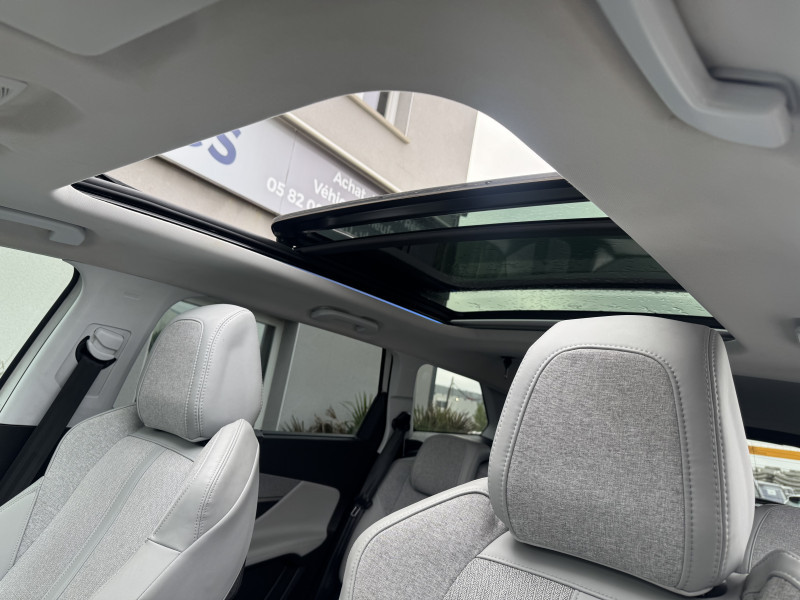 Peugeot 5008 1.2 PURETECH 130 CH ALLURE S&S EAT6 2018 - photo n°9 Peugeot 5008 1.2 PURETECH 130 CH ALLURE S&S EAT6  occasion à Colomiers - photo n°9