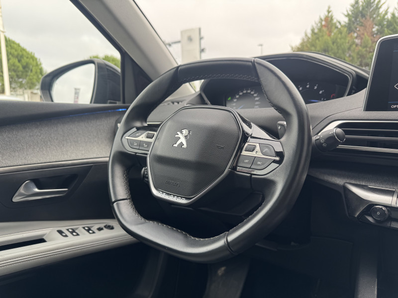 Peugeot 5008 1.2 PURETECH 130 CH ALLURE S&S EAT6 2018 - photo n°16 Peugeot 5008 1.2 PURETECH 130 CH ALLURE S&S EAT6  occasion à Colomiers - photo n°16