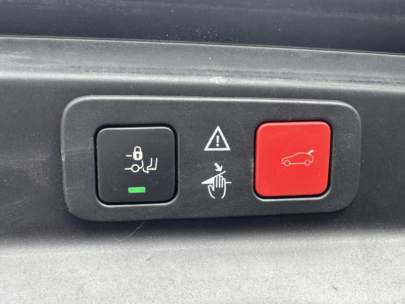 Peugeot 5008 1.2 PURETECH 130 CH ALLURE S&S EAT6 2018 - photo n°6 Peugeot 5008 1.2 PURETECH 130 CH ALLURE S&S EAT6  occasion à Colomiers - photo n°6