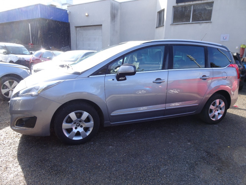 Peugeot 5008 1.2 PURETECH STYLE II S&S