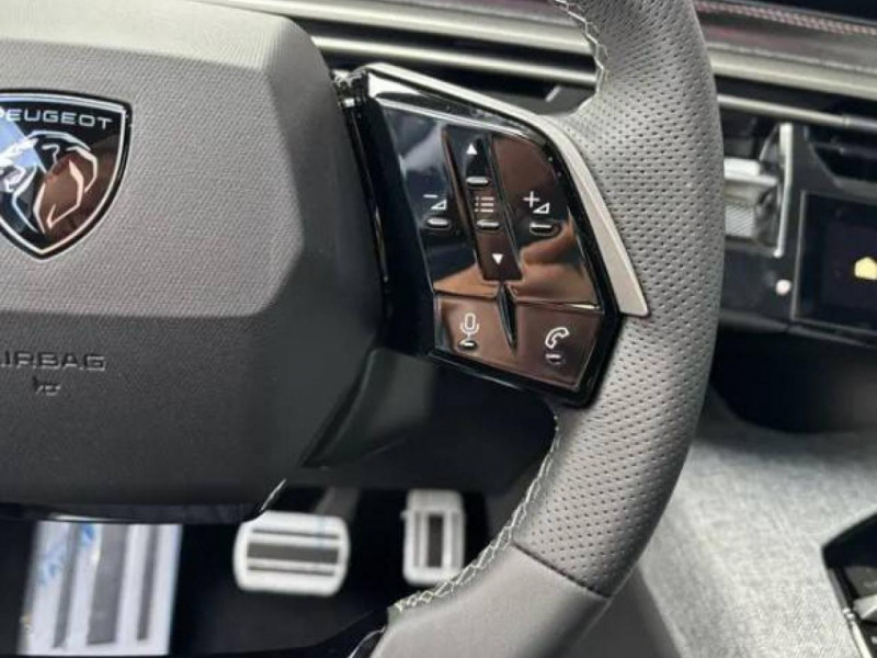 Peugeot 5008 1.2i Hybrid 136 e-DCS6 GT -22% 2025 - photo n°9 Peugeot 5008 1.2i Hybrid 136 e-DCS6 GT -22%  occasion à Arcangues - photo n°9