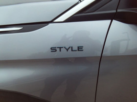 Peugeot 5008 1.5 BLUEHDI 130CH S&S STYLE EAT8  occasion  Toulouse - photo n1