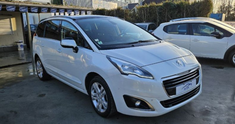 Peugeot 5008 1.6 BlueHDi 120CH ALLURE