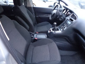 Peugeot 5008 1.6 HDI FAP PREMIUM PACK 5PL  occasion  Aucamville - photo n4