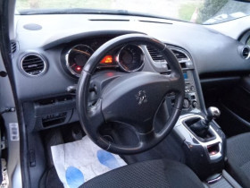 Peugeot 5008 1.6 HDI FAP PREMIUM PACK 5PL  occasion  Aucamville - photo n7