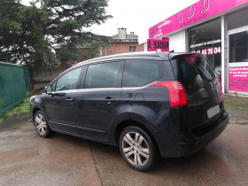 Peugeot 5008 1.6 HDI115 FAP ALLURE 7PL  occasion � Toulouse - photo n�4