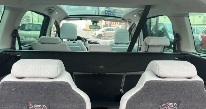 Peugeot 5008 1.6 THP 156ch BVA ALLURE 7pl 2012 - photo n°3 Peugeot 5008 1.6 THP 156ch BVA ALLURE 7pl  occasion à SARCELLES - photo n°3