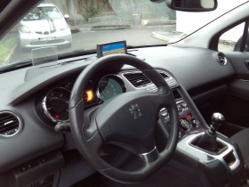 Peugeot 5008 2.0 HDI FAP ALLURE 5PL  occasion  Toulouse - photo n9