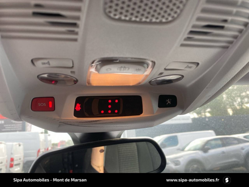 Peugeot 5008 5008 PureTech 130ch S&S BVM6 Active 5p 2020 - photo n°20 Peugeot 5008 5008 PureTech 130ch S&S BVM6 Active 5p  occasion à Mont-de-Marsan - photo n°20