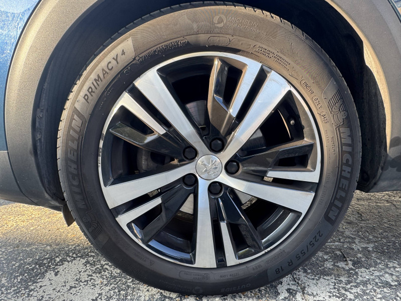 Peugeot 5008 5008 PureTech 130ch S&S EAT8  occasion  CHAMBOURCY - photo n5