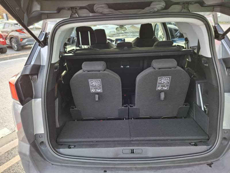 Peugeot 5008 BlueHDi 130ch S&S EAT8 Active Business 2018 - photo n°10 Peugeot 5008 BlueHDi 130ch S&S EAT8 Active Business  occasion à Langon - photo n°10