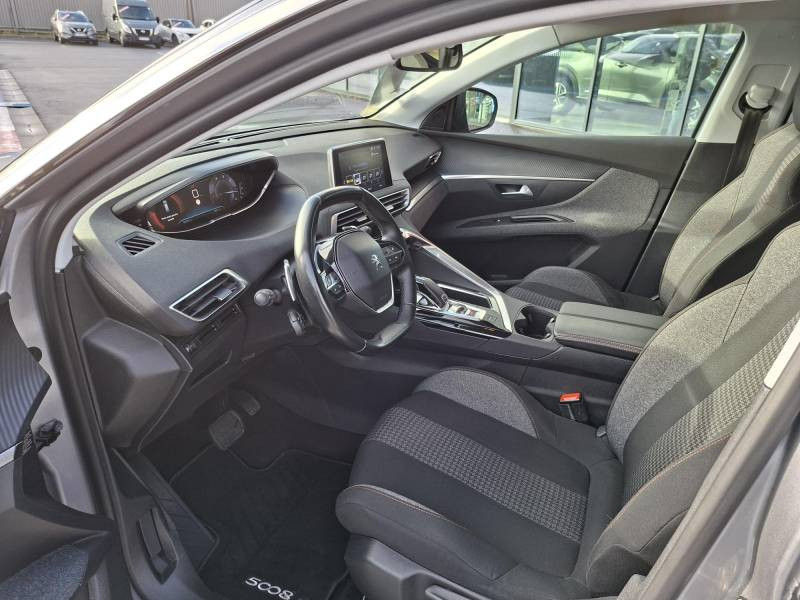 Peugeot 5008 BlueHDi 130ch S&S EAT8 Active Business 2018 - photo n°14 Peugeot 5008 BlueHDi 130ch S&S EAT8 Active Business  occasion à Langon - photo n°14
