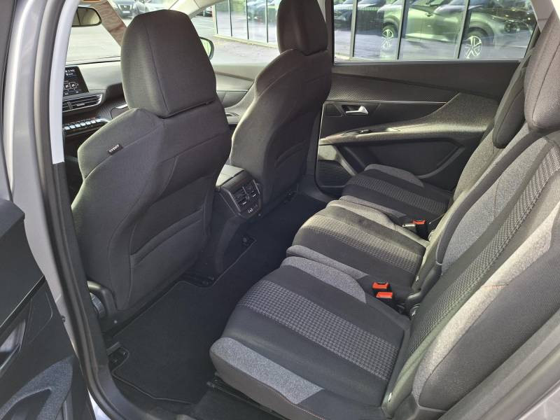 Peugeot 5008 BlueHDi 130ch S&S EAT8 Active Business 2018 - photo n°11 Peugeot 5008 BlueHDi 130ch S&S EAT8 Active Business  occasion à Langon - photo n°11