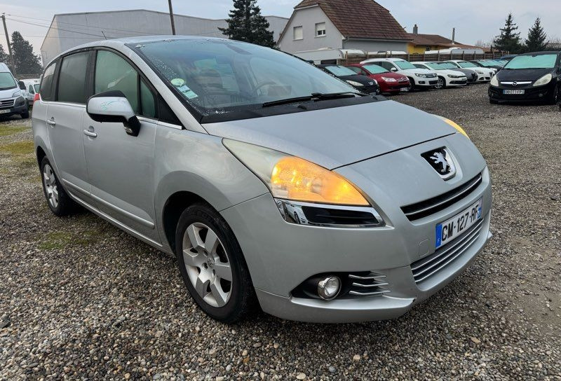 Peugeot 5008 BVA 1,6 HDI 7 places