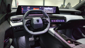 Peugeot 5008 Hybrid 145 bva e-dcs6 7pl allure + grip control + pack 360 v  occasion � Ganges - photo n�9