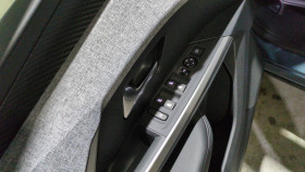 Peugeot 5008 Hybrid 145 bva e-dcs6 7pl allure  + pack panoramic navigatio  occasion � Ganges - photo n�11