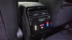 Peugeot 5008 Hybrid 145 bva e-dcs6 7pl allure  + pack panoramic navigatio  occasion � Ganges - photo n�9