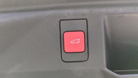 Peugeot 5008 Hybrid 145 ch bva e-dcs6 7pl gt + pack vision 360 & drive as  occasion � Ganges - photo n�6