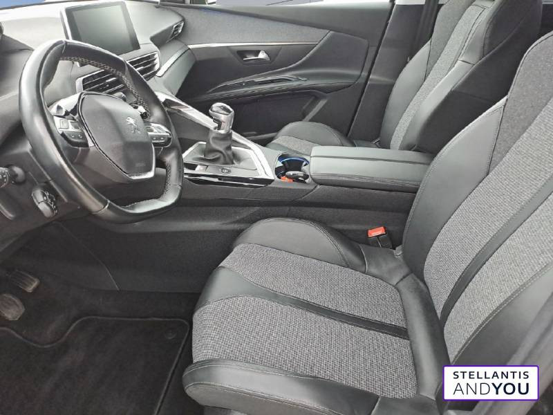 Peugeot 5008 PureTech 130ch S&S BVM6 Allure  occasion  BARENTIN - photo n9