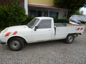 Peugeot 504 , garage AUTOS 4X4 AZUR  Aucamville