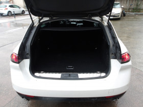 Peugeot 508 SW HYBRID 225CH ALLURE PACK E-EAT8  occasion � Toulouse - photo n�11