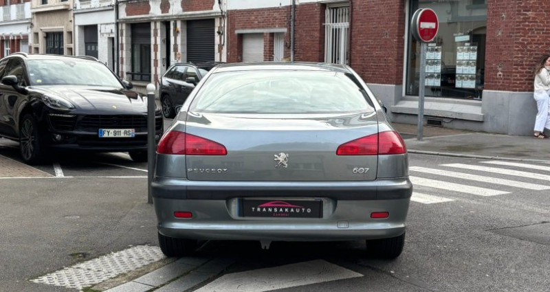 Peugeot 607 2.0 HDi Entreprise / ORDINATEUR DE BORD / CLIM / VITRES TEIN  occasion � Cambrai - photo n�5
