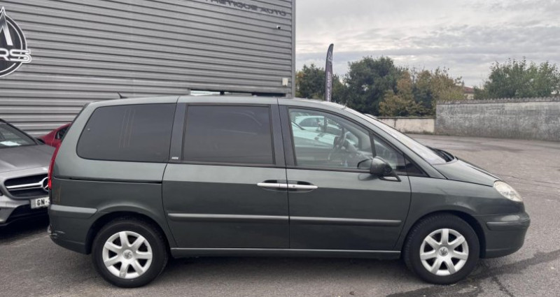 Peugeot 807 2.0 HDi 16V FAP - 136 MONOSPACE Confort Pack 2007 - photo n°4 Peugeot 807 2.0 HDi 16V FAP - 136 MONOSPACE Confort Pack  occasion à Chateaubernard - photo n°4