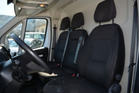 Peugeot Boxer 330 L2H2 2.2 BLUEHDI S&S 120CH ASPHALT  occasion � Toulouse - photo n�6