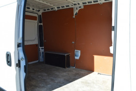 Peugeot Boxer 330 L2H2 2.2 BLUEHDI S&S 120CH ASPHALT  occasion  Toulouse - photo n8