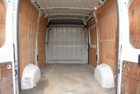 Peugeot Boxer 335 L2H2 2.0 BLUEHDI 160 S&S PREMIUM  occasion � Toulouse - photo n�9