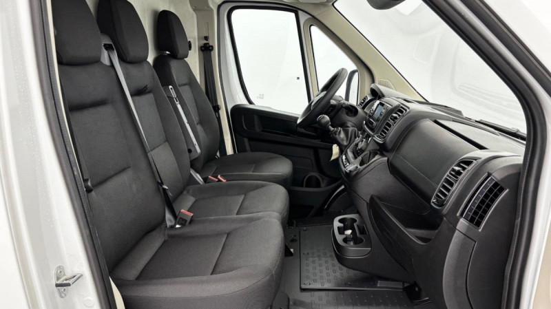 Peugeot Boxer BOXER FGN TOLE 3.3 T L2H2 140 S S BVM6 2025 - photo n°7 Peugeot Boxer BOXER FGN TOLE 3.3 T L2H2 140 S S BVM6  occasion à SAINT-GREGOIRE - photo n°7