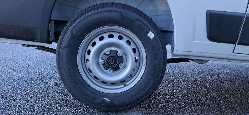 Peugeot Boxer BOXER FGN TOLE 3.5 T L2H2 140 S&S BVA8  4p 2025 - photo n°10 Peugeot Boxer BOXER FGN TOLE 3.5 T L2H2 140 S&S BVA8  4p  occasion à Aire sur Adour - photo n°10