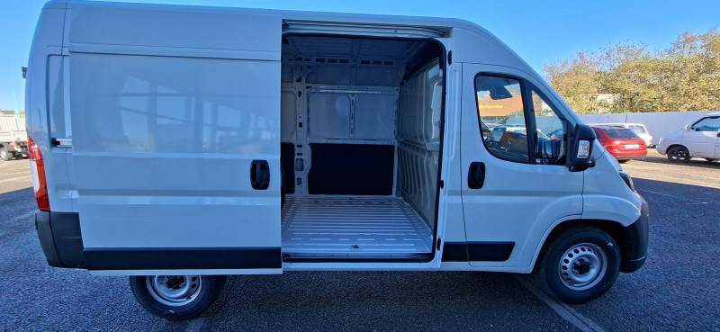 Peugeot Boxer BOXER FGN TOLE 3.5 T L2H2 140 S&S BVA8  4p 2025 - photo n°12 Peugeot Boxer BOXER FGN TOLE 3.5 T L2H2 140 S&S BVA8  4p  occasion à Aire sur Adour - photo n°12