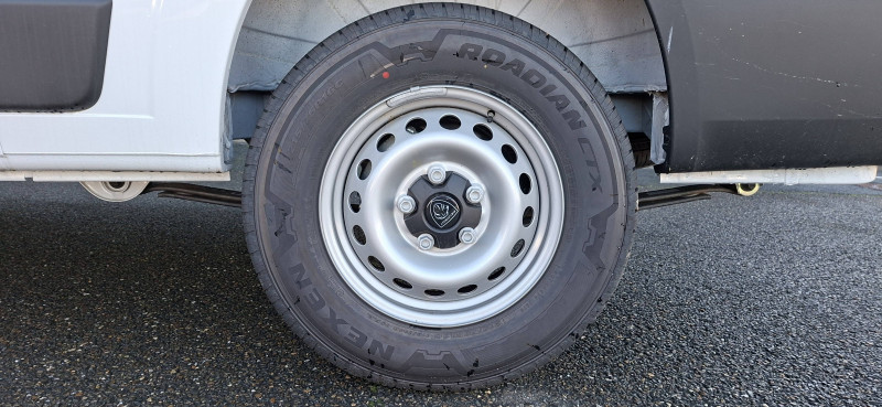 Peugeot Boxer BOXER FGN TOLE 3.5 T L2H2 140 S&S BVA8  4p 2025 - photo n°15 Peugeot Boxer BOXER FGN TOLE 3.5 T L2H2 140 S&S BVA8  4p  occasion à Aire sur Adour - photo n°15