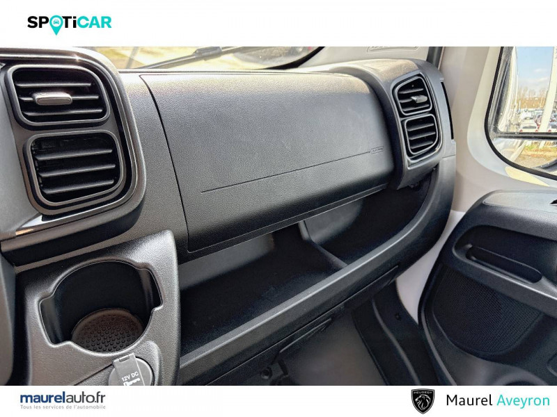 Peugeot Boxer BOXER FOURGON TOLE 3.3 T L2H2 140 S&S BVM6  4p  - photo n°14 Peugeot Boxer BOXER FOURGON TOLE 3.3 T L2H2 140 S&S BVM6  4p  occasion à Millau - photo n°14