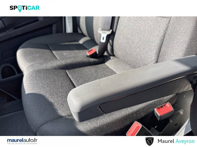 Peugeot Boxer BOXER FOURGON TOLE 3.3 T L2H2 140 S&S BVM6  4p  - photo n°16 Peugeot Boxer BOXER FOURGON TOLE 3.3 T L2H2 140 S&S BVM6  4p  occasion à Millau - photo n°16