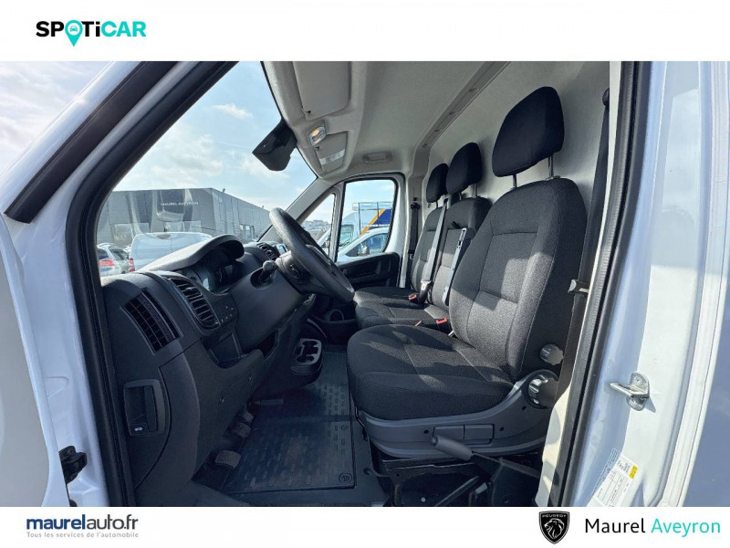 Peugeot Boxer BOXER FOURGON TOLE 3.3 T L2H2 140 S&S BVM6  4p  - photo n°9 Peugeot Boxer BOXER FOURGON TOLE 3.3 T L2H2 140 S&S BVM6  4p  occasion à Millau - photo n°9