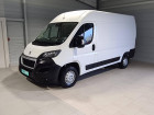 Peugeot Boxer occasion Blanc année 2021 boite Manuelle Annonce Peugeot Boxer occasion Diesel BOXER TOLE 330 L2H2 BLUEHDI 140 S&S ASPHALT 4p à Saint-Pierre-du-Mont