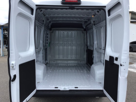 Peugeot Boxer FGN TOLE 3.3 T L2H2 140 S&S BVM6  occasion  Ganges - photo n10