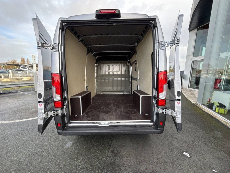 Peugeot Boxer FOURGON BOXER FOURGON TOLE 3.5 T L2H2 140 S&S BVA8  occasion  LA ROCHELLE - photo n6