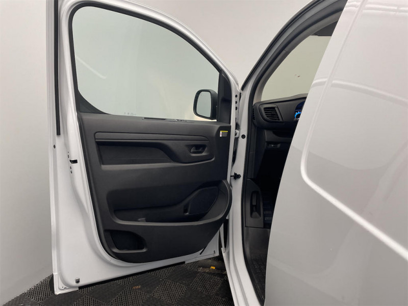 Peugeot e-Expert e-Expert Fourgon Taille M 100kW (136ch)  occasion � Brie-Comte-Robert - photo n�15