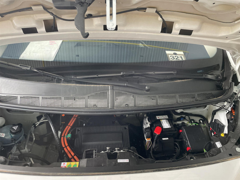 Peugeot e-Expert e-Expert TAILLE M 75 KWH  occasion  Noisy-le-Grand - photo n17