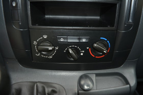 Peugeot Expert 2.0 HDI 98CH ACCESS COURT 9PL  occasion � Toulouse - photo n�4