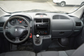 Peugeot Expert 2.0 HDI 98CH ACCESS COURT 9PL  occasion � Toulouse - photo n�3