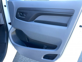 Peugeot Expert EXPERT FGN TOLE STANDARD 2.0  BLUEHDI 120 S&S EAT8 ASPHALT 4  occasion  Lescure-d'Albigeois - photo n18