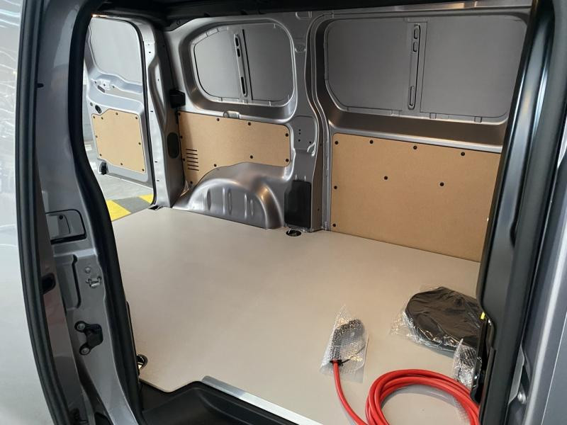 Peugeot Expert Fg M 100 kW Batterie 75 kWh Pack Premium Connect  occasion  ILLZACH - photo n8